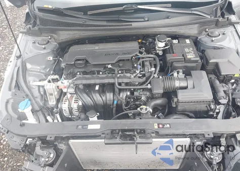 2024 Hyundai Elantra Sel z USA, uszkodzony, nr VIN KMHLM4DG4RU689798